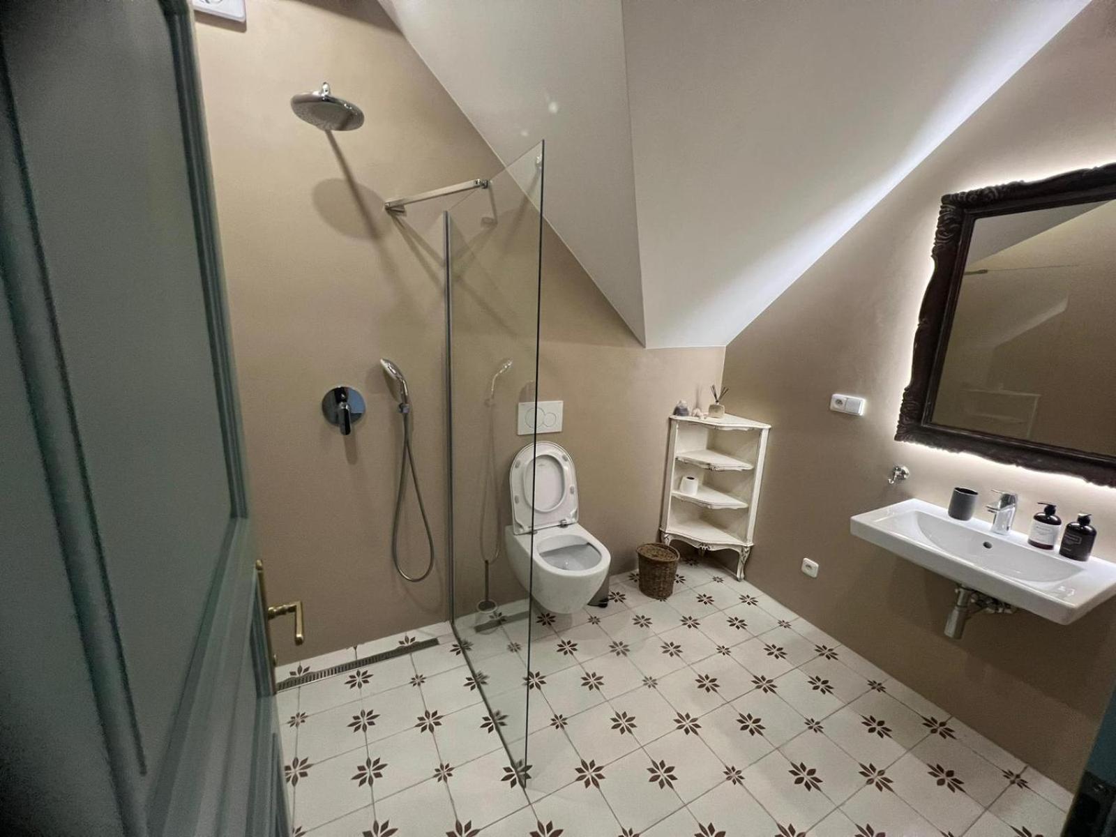 Soul Apartments Микулов Экстерьер фото